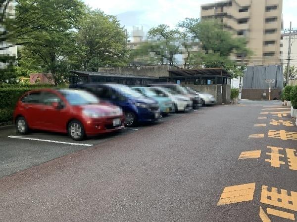 南茨木駅前ハイタウンＢ棟　駐車場　