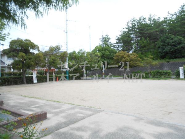 阿武山二番街東E07号棟　公園