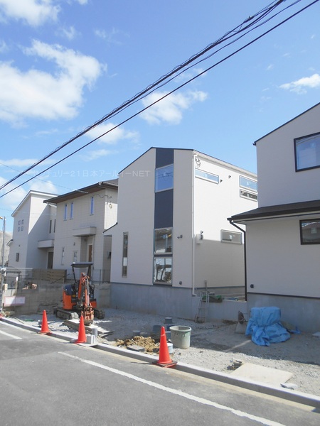 高槻市 茨木市 駐車場有りの不動産物件特集です センチュリー21日本アールイーnet
