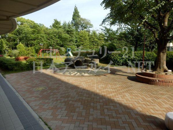 阪急南茨木ハイタウン美沢高層住宅Ｅ棟　