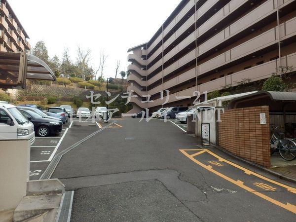 朝日プラザ高槻ウエストヒルズＢ棟　