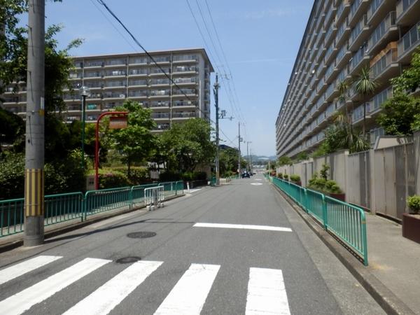 ローレルハイツ茨木総持寺第1号棟　