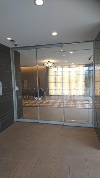 ライオンズ茨木ニューシティB街区　エントランス　