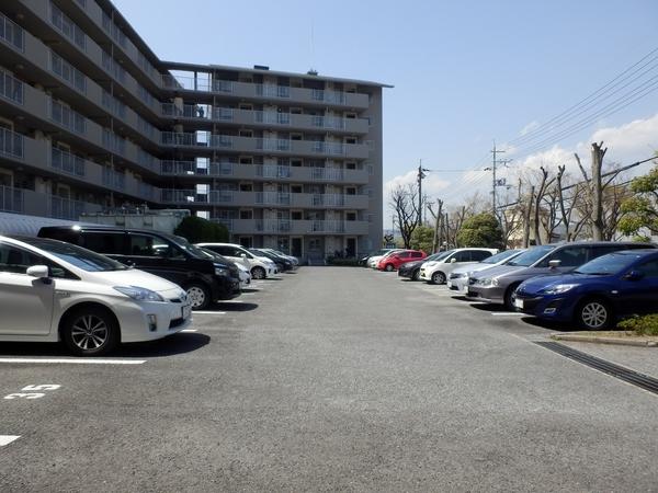 藤和コアティ高槻ハイタウンコアＡ棟　駐車場　駐車場